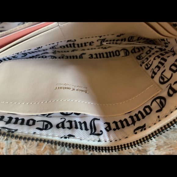 NWT Floral Juicy Couture Wristlet - Picture 5 of 8